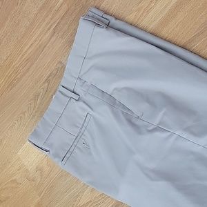 Banana Republic Light Khaki Slim Fit Dress Pand (32W 30L)